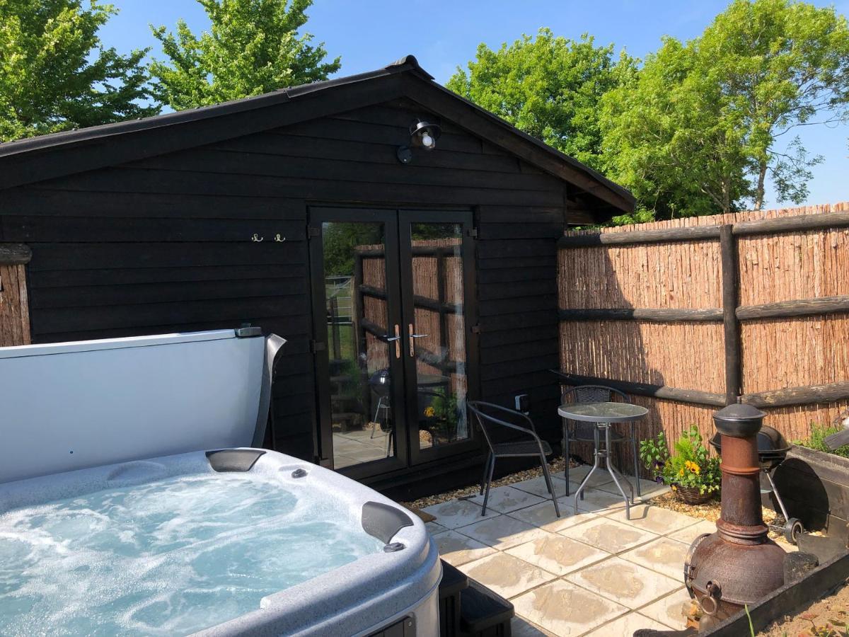 Deer lodge at Chapel Lodges Wimborne Minster Buitenkant foto